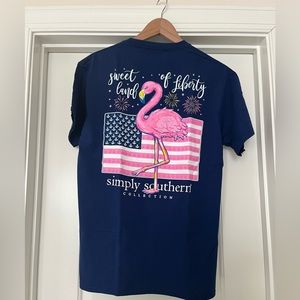 NWOT Simply Southern ‘sweet land of liberty’ flamingo Short-sleeve t-shirt M